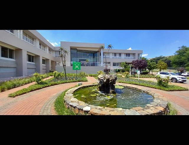 1,203M² OFFICE TO LET IN WOODMEAD